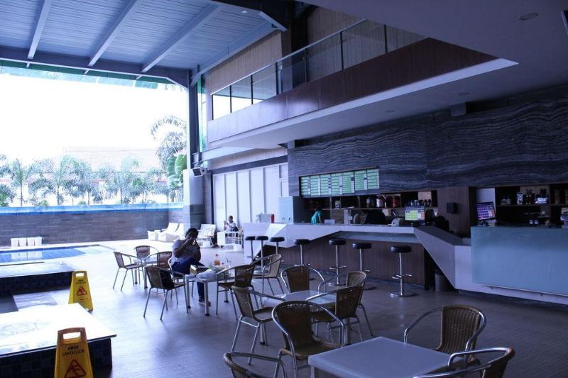 El Cavana Bandung Buitenkant foto
